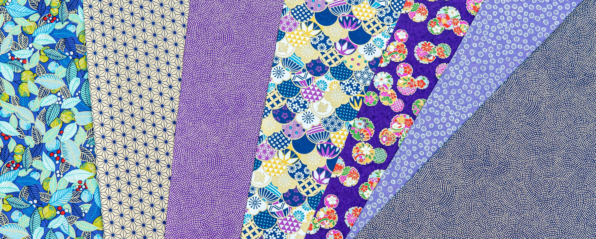Bandes de papier washi aux motifs bleus, violets et dorés