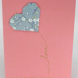 Carte origami cœur rose litchi
