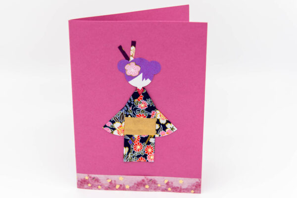 Carte geisha violette fleurie