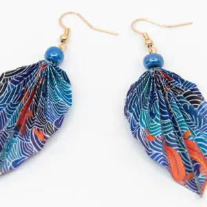 Boucles d’oreilles feuilles bleu et or – Image 2