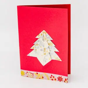 Carte rouge sapin