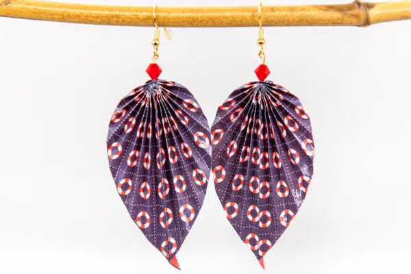 Boucles d’oreilles grandes feuilles « marine »
