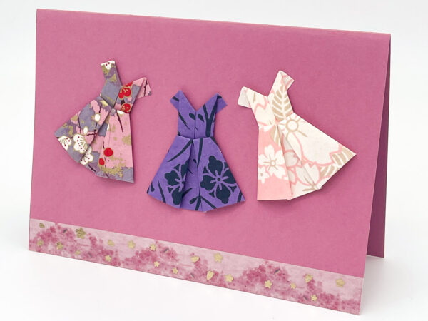 Carte « petites robes roses »