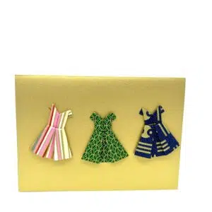 Carte petites robes colorées