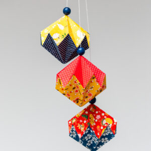 Parure de diamants « ochitsuita »