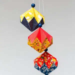 Parure de diamants « ochitsuita »