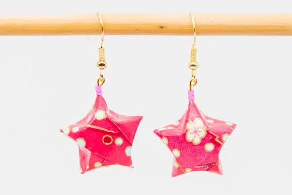 Boucles d’oreilles étoiles roses