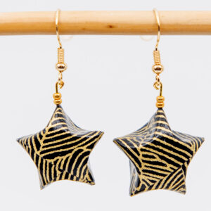 Boucles d’oreilles étoiles noires