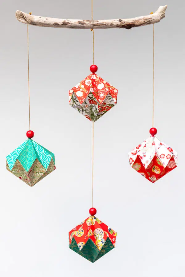 Suspension décorative « Tobi saru »