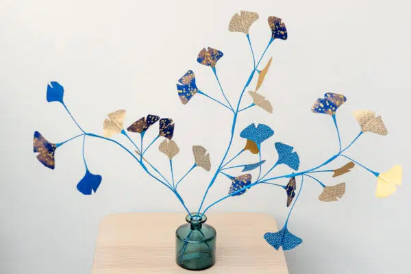 Bouquet « ichō » bleu et or