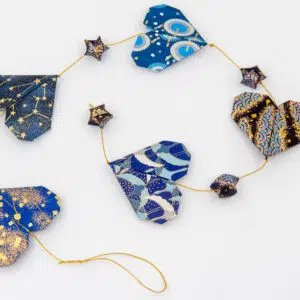 Guirlande de coeurs bleus  «  Kokoro »