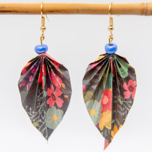Boucles d’oreilles feuilles à fleurs
