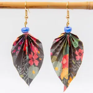 Boucles d’oreilles feuilles à fleurs