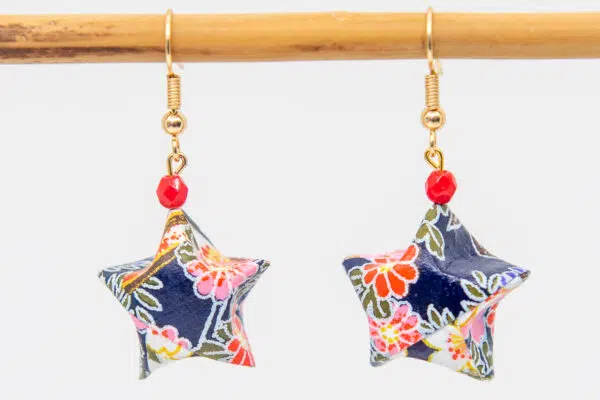 Boucles d’oreilles étoiles violettes