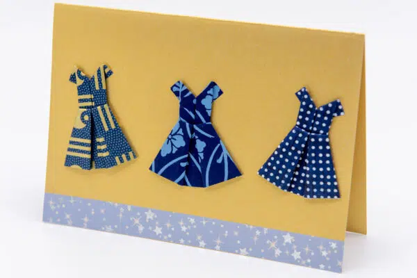 Cartes petites robes bleues