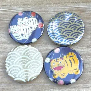 Lot de magnets Niko Niko bleus/or